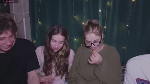 KENDALL  NATHAN online show from 02-03-26, 06:13