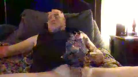 Snapshot of bengals1050 chatting on 01-14-26, 01:50 bengals1050 online show from 01-14-26, 01:50