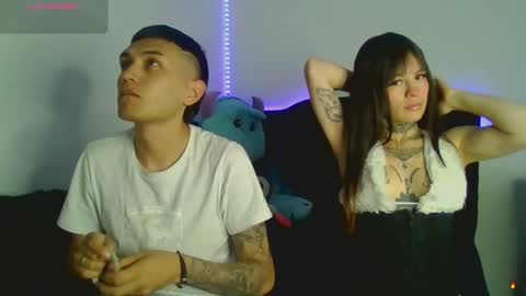 Tiffany and Bengie online show from 12-19-25, 03:35