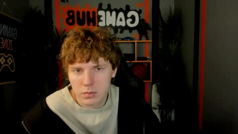Snapshot of benjamin_harris chatting on 04-30-26, 05:36 Benjamin online show from 04-30-26, 05:36