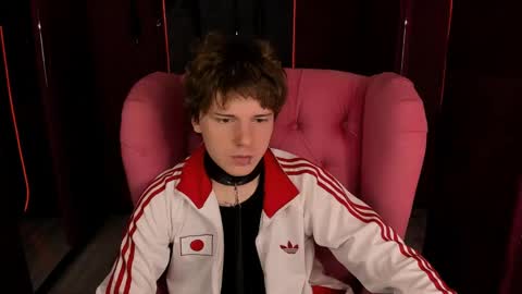 Snapshot of benjamin_harris chatting on 06-02-26, 02:19 Benjamin online show from 06-02-26, 02:19