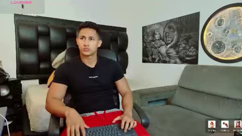 Snapshot of benjamincooperk1 chatting on 06-16-26, 05:32 benjamincooperk online show from 06-16-26, 05:32