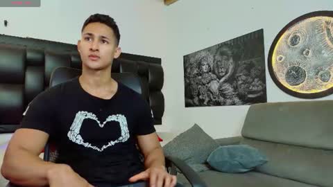 Snapshot of benjamincooperk1 chatting on 06-17-26, 03:53 benjamincooperk online show from 06-17-26, 03:53