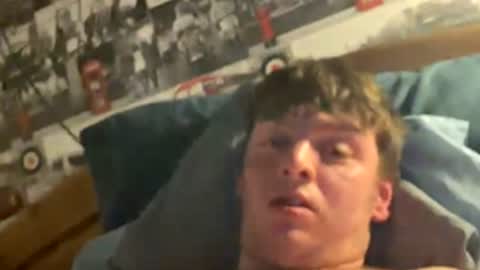 Snapshot of benji8901415164 chatting on 12-22-25, 05:32 benji8901415164 online show from 12-22-25, 05:32