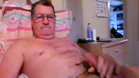 Snapshot of bennybutterfly007 chatting on 02-03-26, 12:21 bennybutterfly007 online show from 02-03-26, 12:21