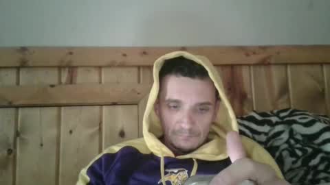 benny and innocentvixon online show from 02-20-25, 05:51