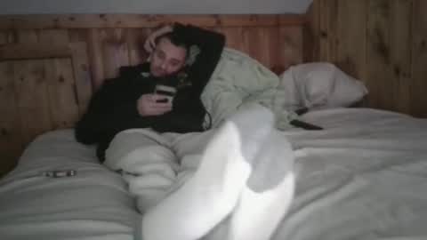 benny and innocentvixon online show from 12-18-25, 08:37