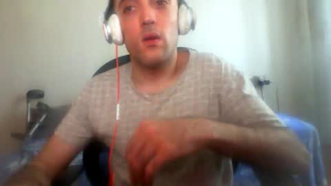 bentish online show from 11-12-25, 09:42