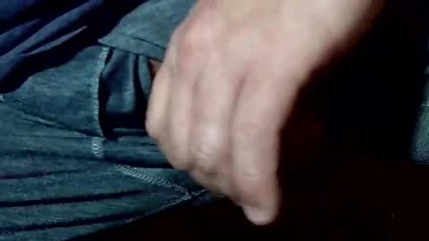 Snapshot of bentley507070 chatting on 11-16-25, 12:38 Ben online show from 11-16-25, 12:38