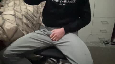 Snapshot of benwardle123 chatting on 11-02-25, 07:38 READ MY BIO ---  --- READ MY BIO online show from 11-02-25, 07:38