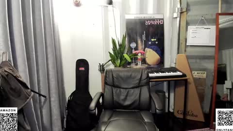 Snapshot of benyorkxxx chatting on 01-11-25, 12:44 Ben York online show from 01-11-25, 12:44