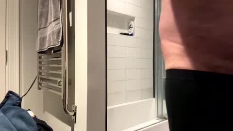 benz10001 online show from 10-13-25, 02:55