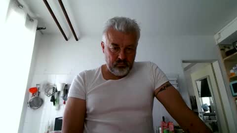 Martin online show from 10-16-25, 10:38