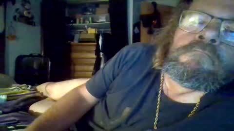 Snapshot of bergeeric1970 chatting on 09-21-25, 01:18 bergeeric1970 online show from 09-21-25, 01:18