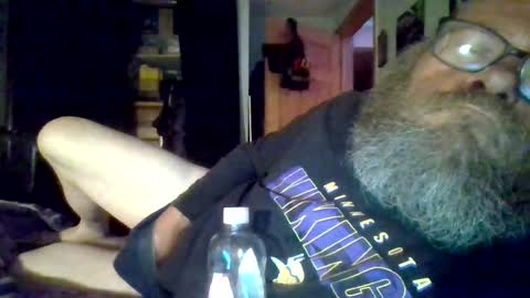 Snapshot of bergeeric1970 chatting on 06-26-26, 03:44 bergeeric1970 online show from 06-26-26, 03:44