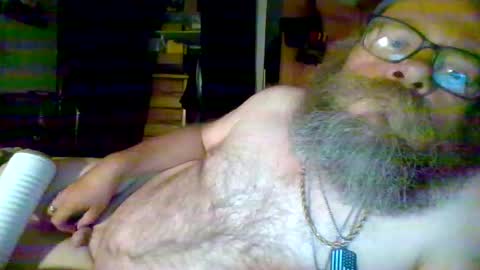 Snapshot of bergeeric1970 chatting on 07-15-26, 06:07 bergeeric1970 online show from 07-15-26, 06:07