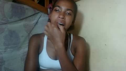 Snapshot of beriziky chatting on 02-22-26, 05:55 beriziky online show from 02-22-26, 05:55