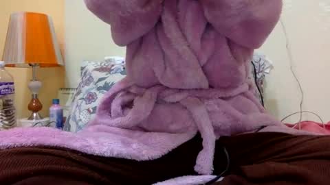 Snapshot of bermudatriangle12 chatting on 01-07-25, 05:20 tixxie  online show from 01-07-25, 05:20