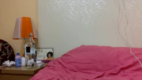 Snapshot of bermudatriangle12 chatting on 01-18-25, 02:58 tixxie  online show from 01-18-25, 02:58