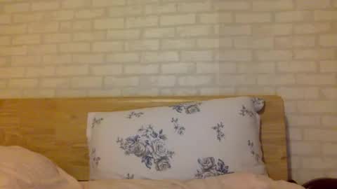 Snapshot of bermudatriangle12 chatting on 02-10-25, 12:52 tixxie  online show from 02-10-25, 12:52