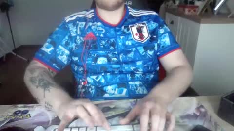 Snapshot of bernardo1904 chatting on 05-13-26, 03:53 Bernardo online show from 05-13-26, 03:53
