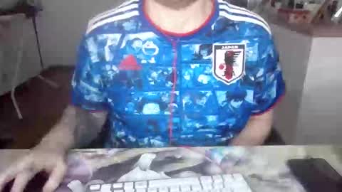 Snapshot of bernardo1904 chatting on 05-15-26, 01:18 Bernardo online show from 05-15-26, 01:18