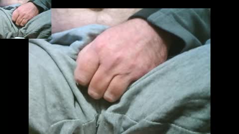 Snapshot of bernardo1968 chatting on 11-10-25, 01:10 bernardo1968 online show from 11-10-25, 01:10