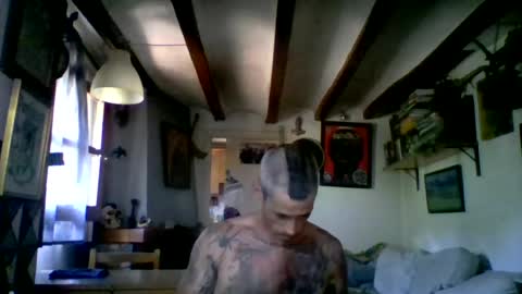 Snapshot of bernichaos77 chatting on 07-19-26, 12:20 bernichaos77 online show from 07-19-26, 12:20