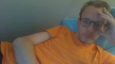Snapshot of bernie484237 chatting on 05-29-26, 06:39 Bernie online show from 05-29-26, 06:39