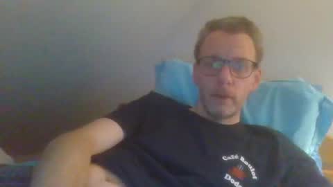Snapshot of bernie484237 chatting on 06-01-26, 07:15 Bernie online show from 06-01-26, 07:15