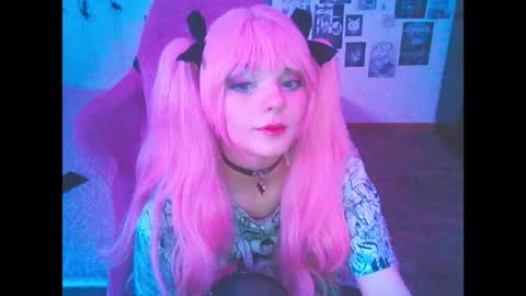 Snapshot of berriekitten chatting on 04-30-26, 11:53 BerrieKitten online show from 04-30-26, 11:53
