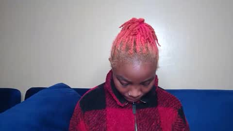 Snapshot of berries_lee chatting on 09-23-25, 08:12 berries_lee online show from 09-23-25, 08:12