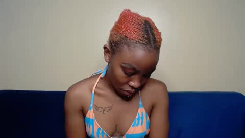 Snapshot of berries_lee chatting on 11-04-25, 11:20 berries_lee online show from 11-04-25, 11:20