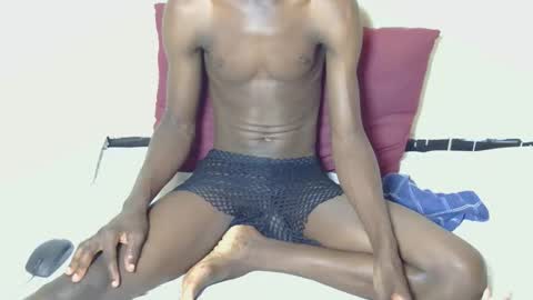 Snapshot of berryboys chatting on 02-15-26, 05:15 nillan online show from 02-15-26, 05:15