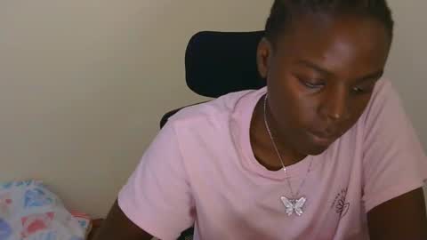 Juicey online show from 03-18-26, 07:28