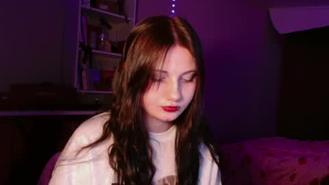 Snapshot of berrymelissa chatting on 06-16-26, 06:32 berrymelissa online show from 06-16-26, 06:32