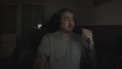 berto3389 online show from 02-01-26, 01:37