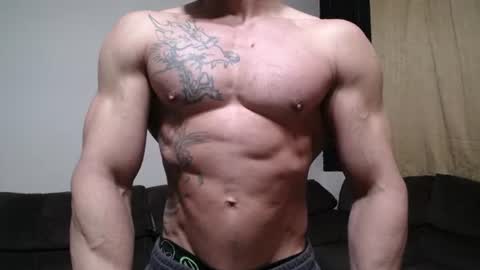 Snapshot of bestmuscle chatting on 06-16-26, 10:34 bestmuscle online show from 06-16-26, 10:34