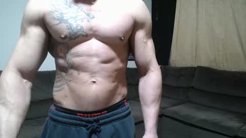 Snapshot of bestmuscle chatting on 07-12-26, 09:17 bestmuscle online show from 07-12-26, 09:17