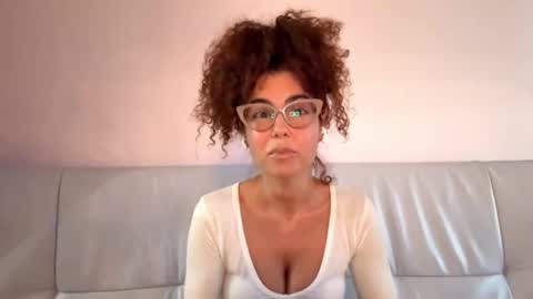 Bella online show from 04-07-26, 04:18