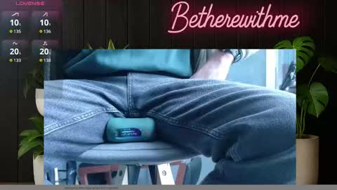 Snapshot of betherewithme chatting on 01-07-26, 12:07 Peter online show from 01-07-26, 12:07