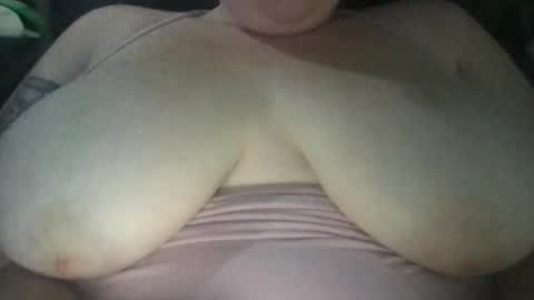 bethw3348 online show from 09-14-25, 04:50