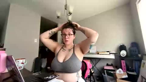 Snapshot of bettycake666 chatting on 02-03-26, 09:31 Betty Cake online show from 02-03-26, 09:31