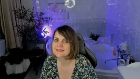 Snapshot of bettygibsonn chatting on 03-30-26, 08:15 Betty online show from 03-30-26, 08:15