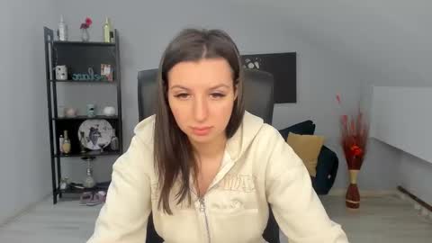 bettyjamess online show from 01-06-26, 05:00