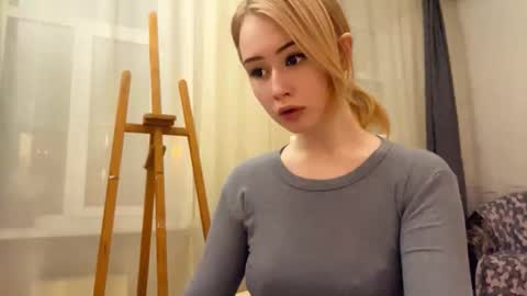 Snapshot of bettymorante chatting on 02-14-26, 12:02 Hinata online show from 02-14-26, 12:02