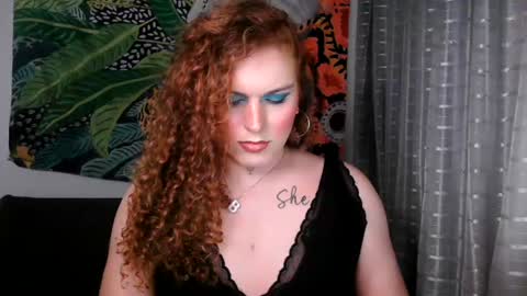Snapshot of bettytaylor23 chatting on 06-25-26, 10:03 bettytaylor23 online show from 06-25-26, 10:03