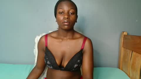 Snapshot of beverly_bay chatting on 05-09-26, 11:26 beverly online show from 05-09-26, 11:26