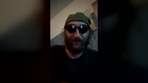 Snapshot of beyer2323 chatting on 06-21-26, 02:14 beyer2323 online show from 06-21-26, 02:14