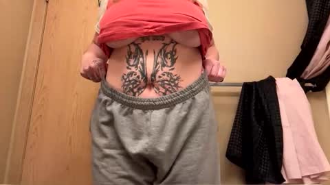 Snapshot of bfeb14 chatting on 10-13-25, 06:08 bfeb14 online show from 10-13-25, 06:08